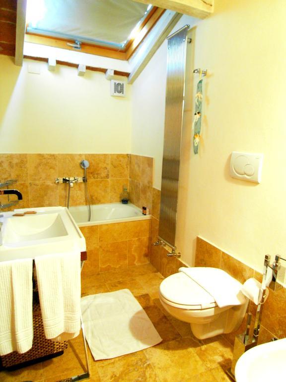Guest House Il Borgo Di Sempronio Semproniano Rum bild